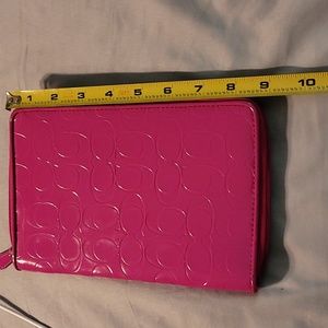 COACH PATENT TABLET HOLDER